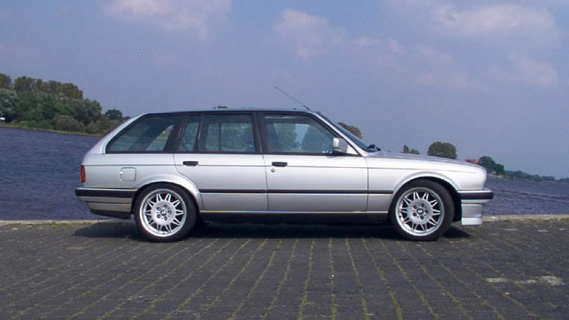 Illustration for article titled This Is The Only BMW E30 M3 Wagon In The World